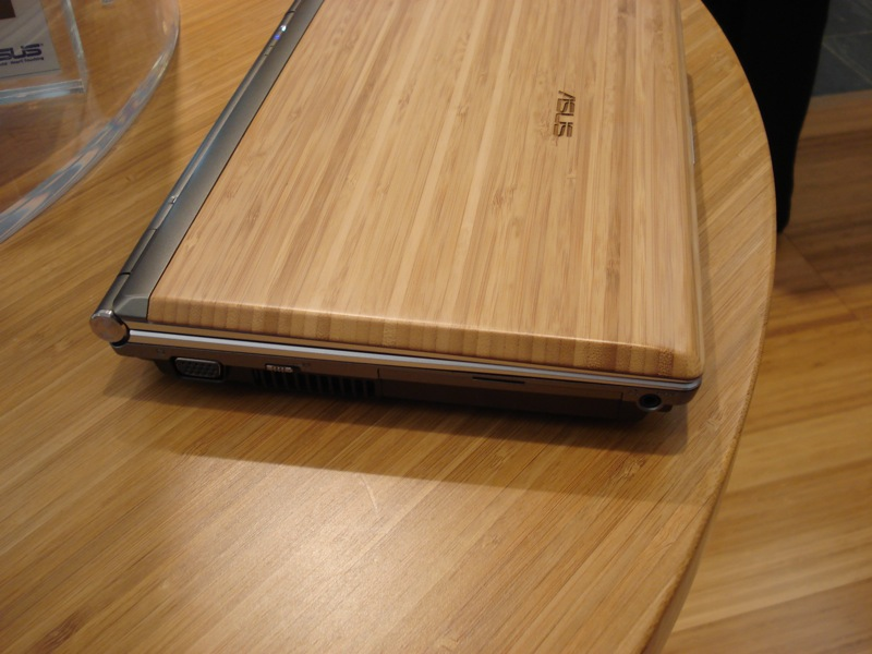 Illustration for article titled Asus' Updated EcoBook Bamboo Laptop Hands On (Gallery)